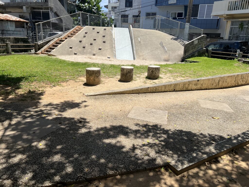 滑り台